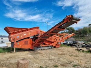 TEREX FINLAY 883T